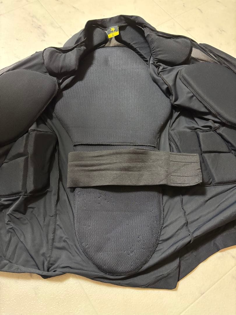 鎧武者　スノーボード用プロテクター