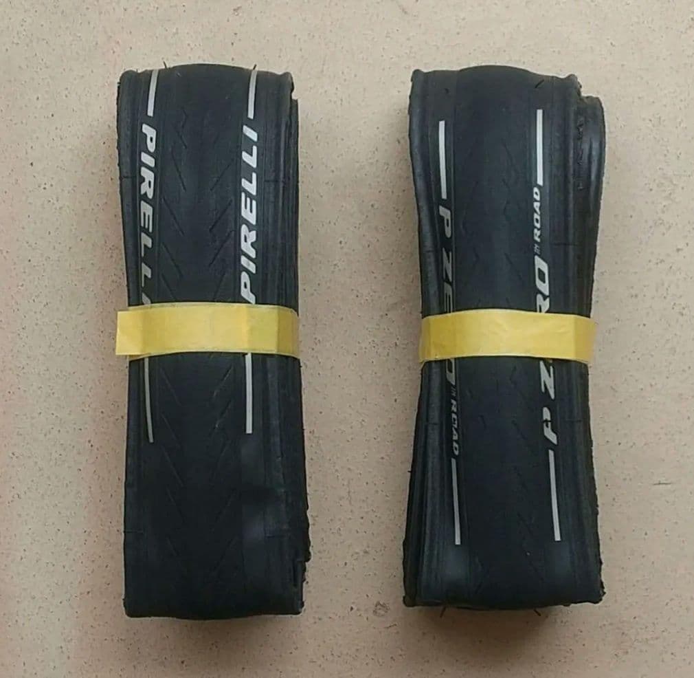 ピレリ P ZERO ROAD 700✕24C（2本）