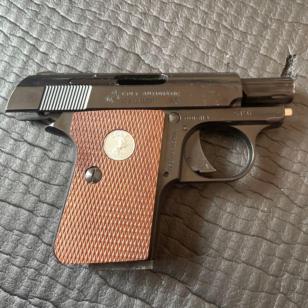 プラスチック製　コルト モデルガン