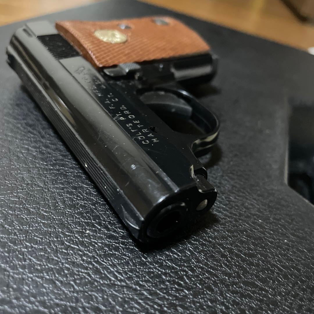 プラスチック製　コルト モデルガン