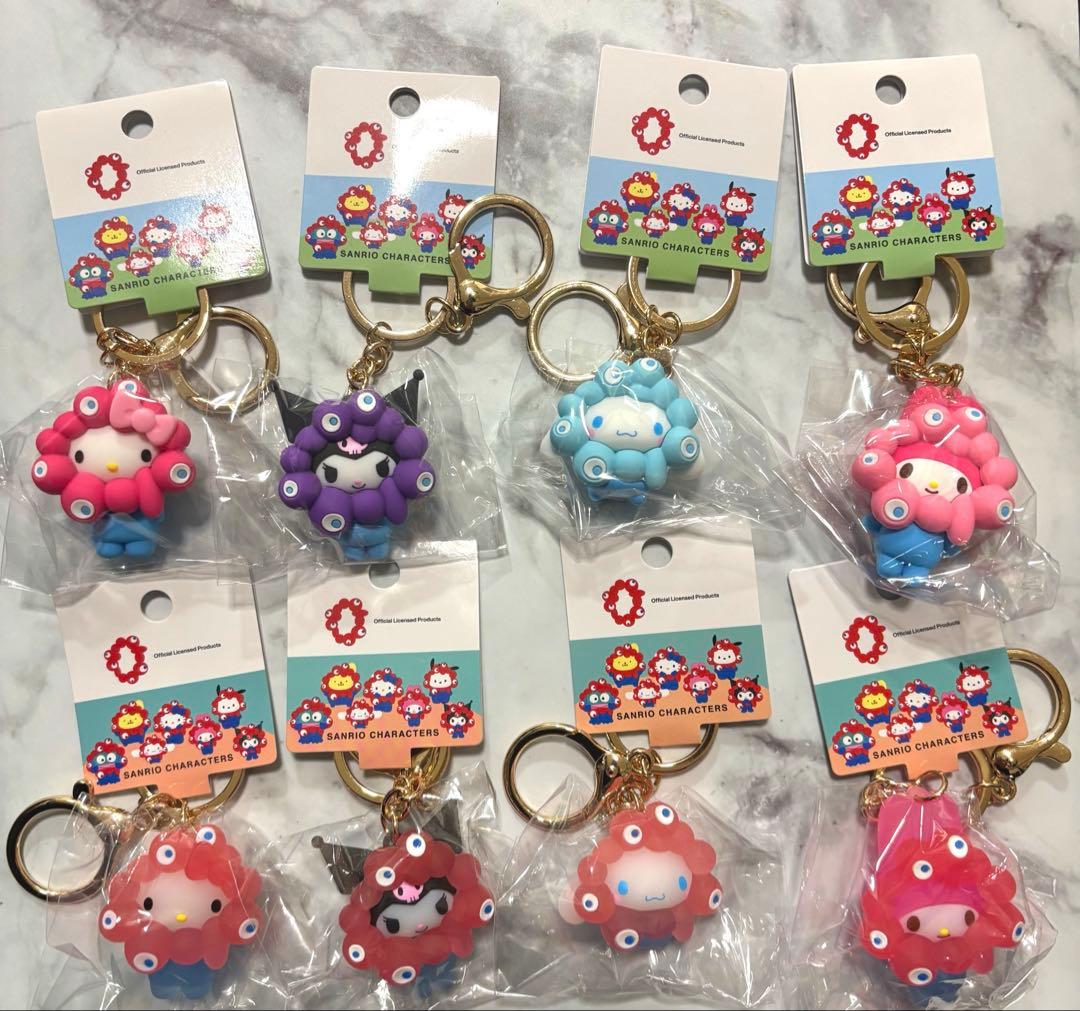 サンリオxミャクミャク なりきりキーホルダー クリア&パステル４種　8点セット