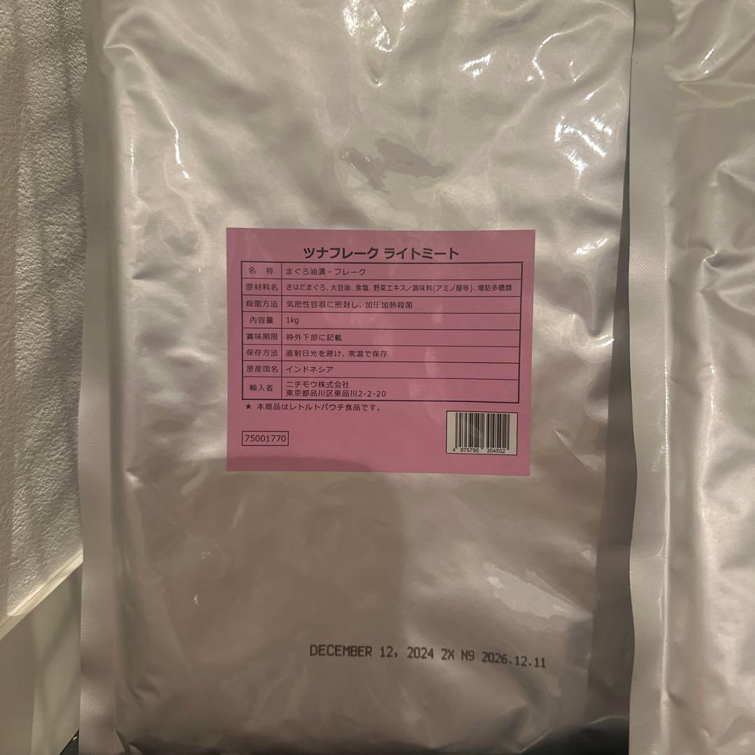 食品セット（オリーブオイル・缶詰・粉類など）