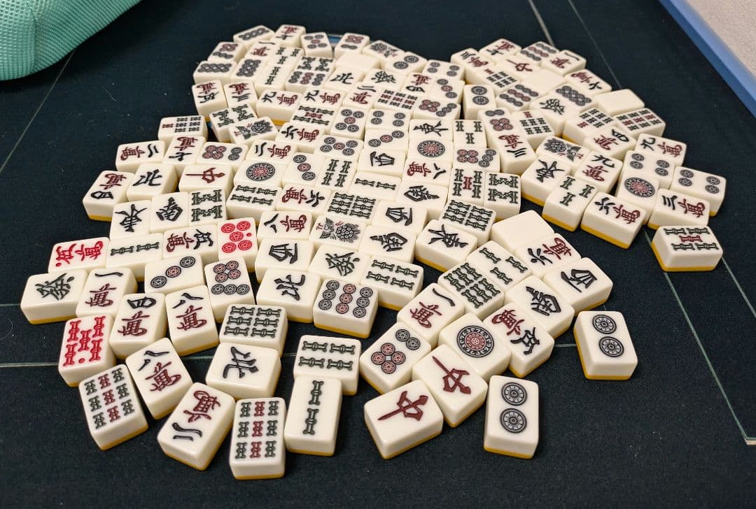 【ジャンク品】全自動 麻雀卓 33mm牌 アルバン スリム【引取限定】