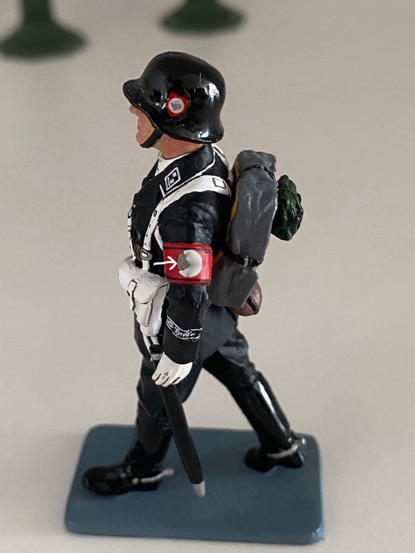 KING & COUNTRY'S メタル製フィギュアスケール1:30 17隊＋旗