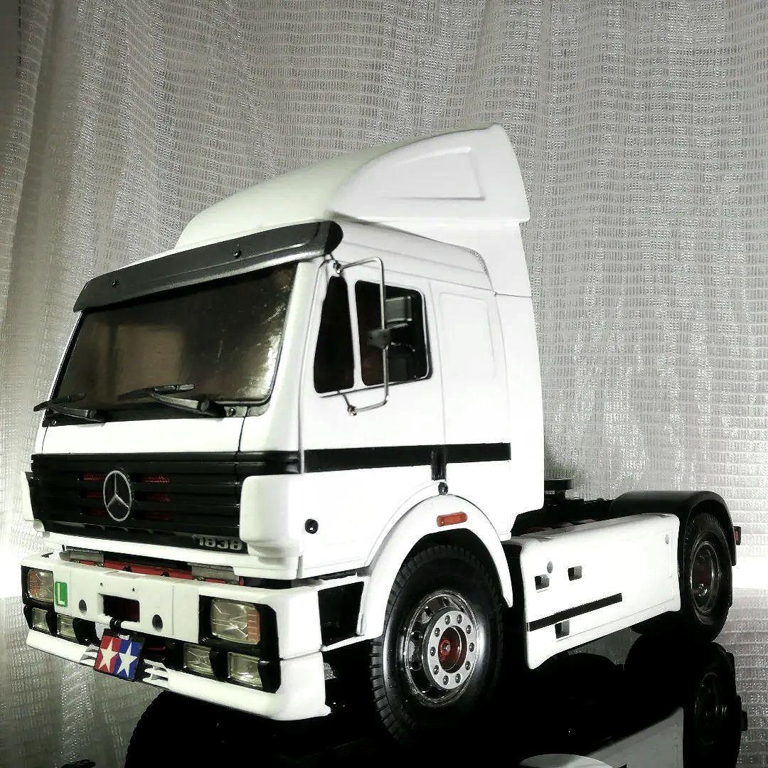 タミヤ1/14 トラック トレーラー メルセデス ベンツ 1838LS 動作品