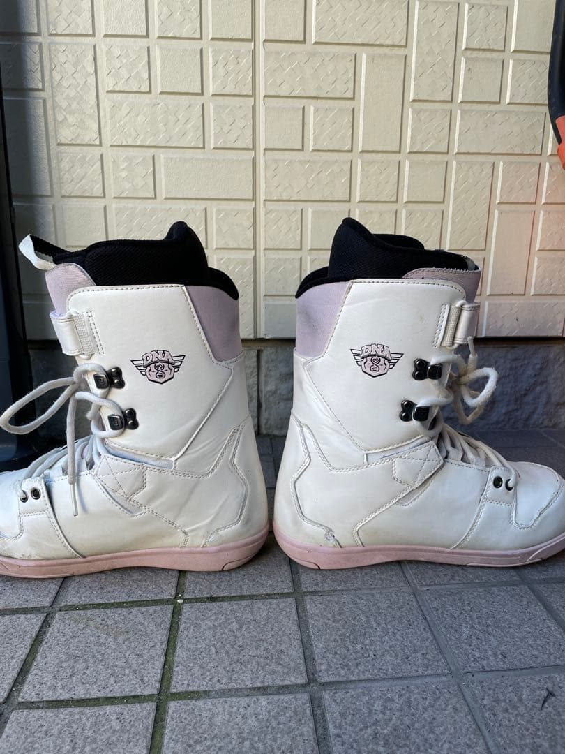 DEELUXE D.N.A. 23-24モデル　スノーボードブーツ 25.5cm