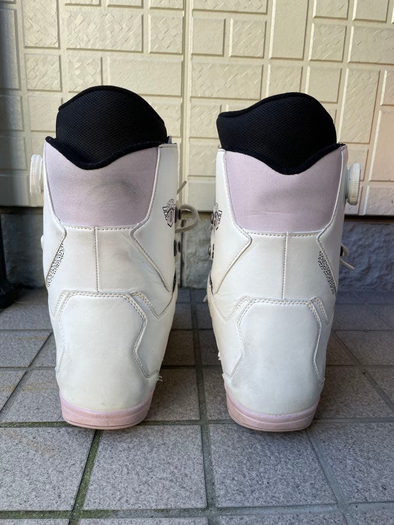 DEELUXE D.N.A. 23-24モデル　スノーボードブーツ 25.5cm