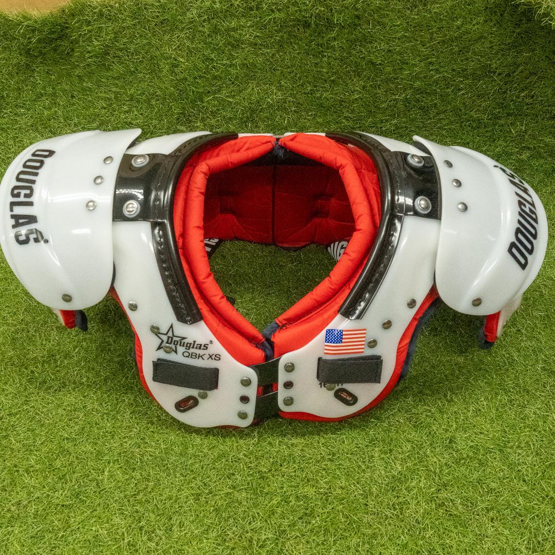 Douglas QBK XS ショルダーパッド レッド/ホワイト