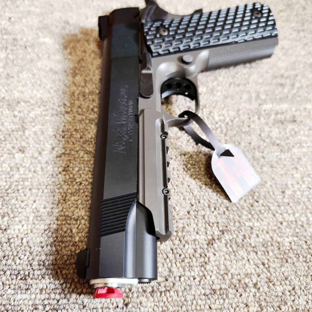 東京マルイ ナイト ウォーリア ガスガン　+ マガジン