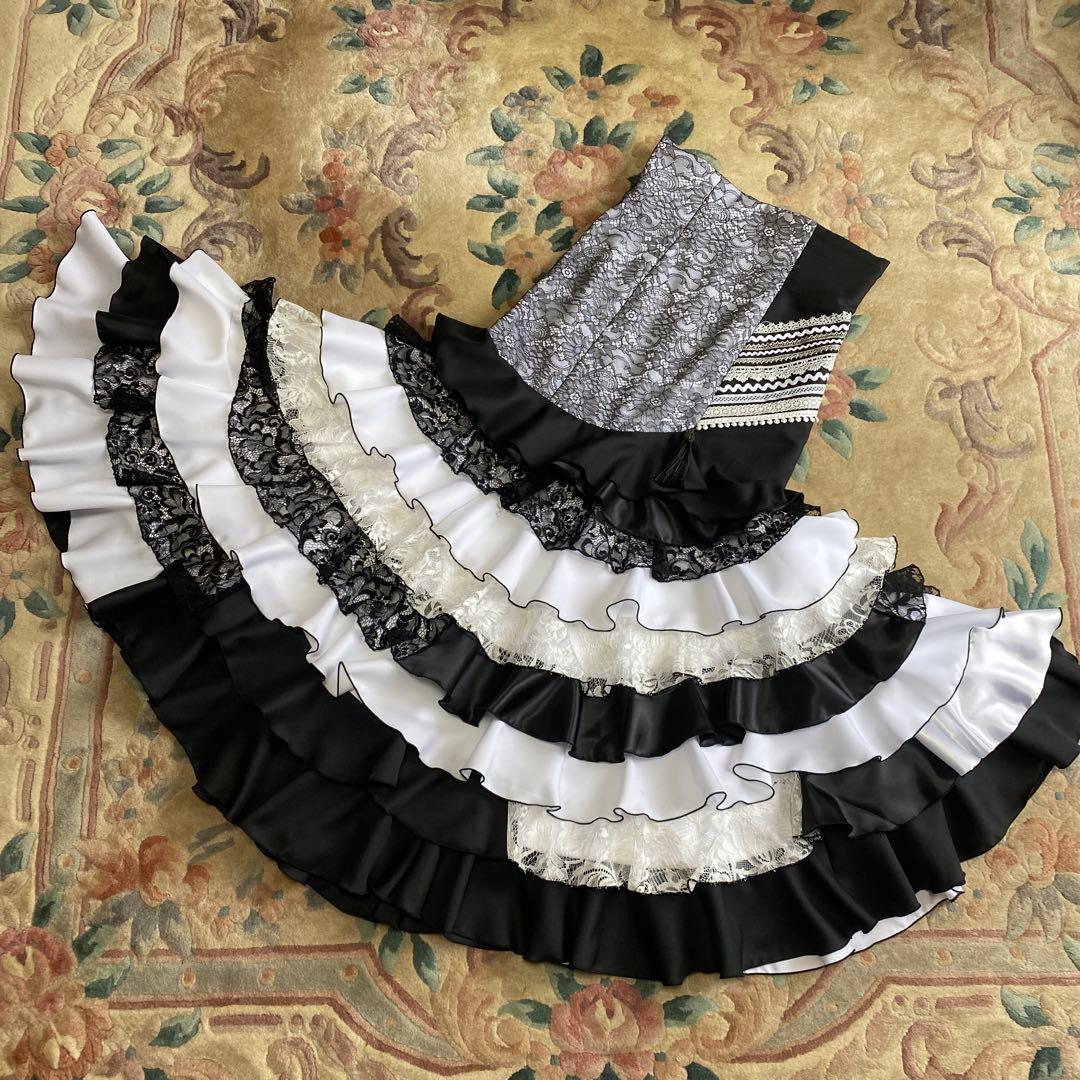 パピプペ様♪専用　オーダー　白と黒のファルダ