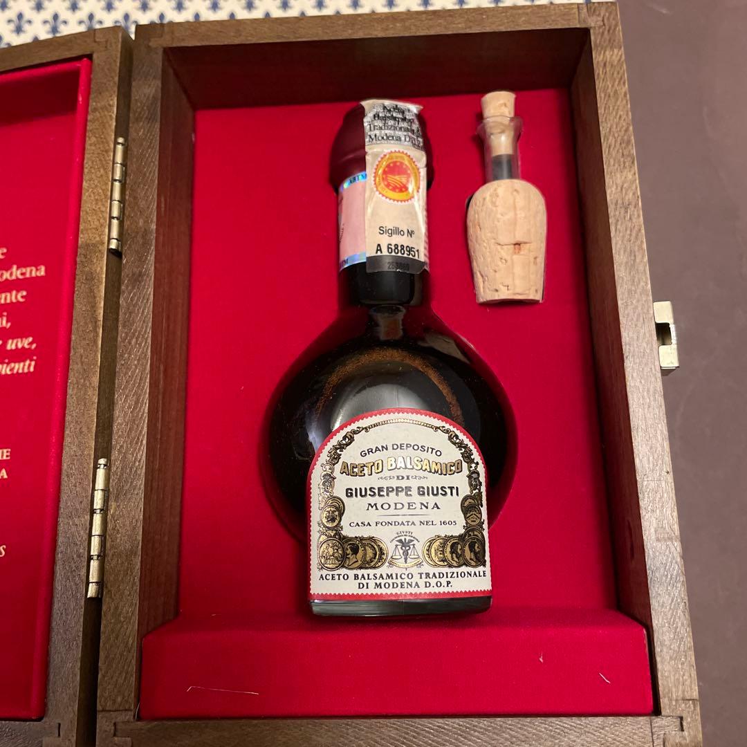 Giuseppe Giusti Aceto Balsamico バルサミコ酢