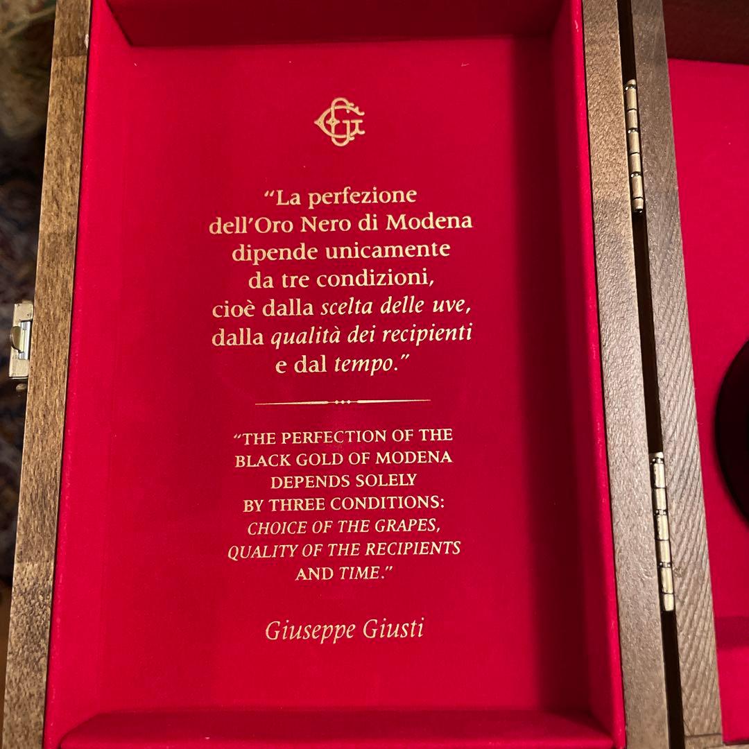 Giuseppe Giusti Aceto Balsamico バルサミコ酢