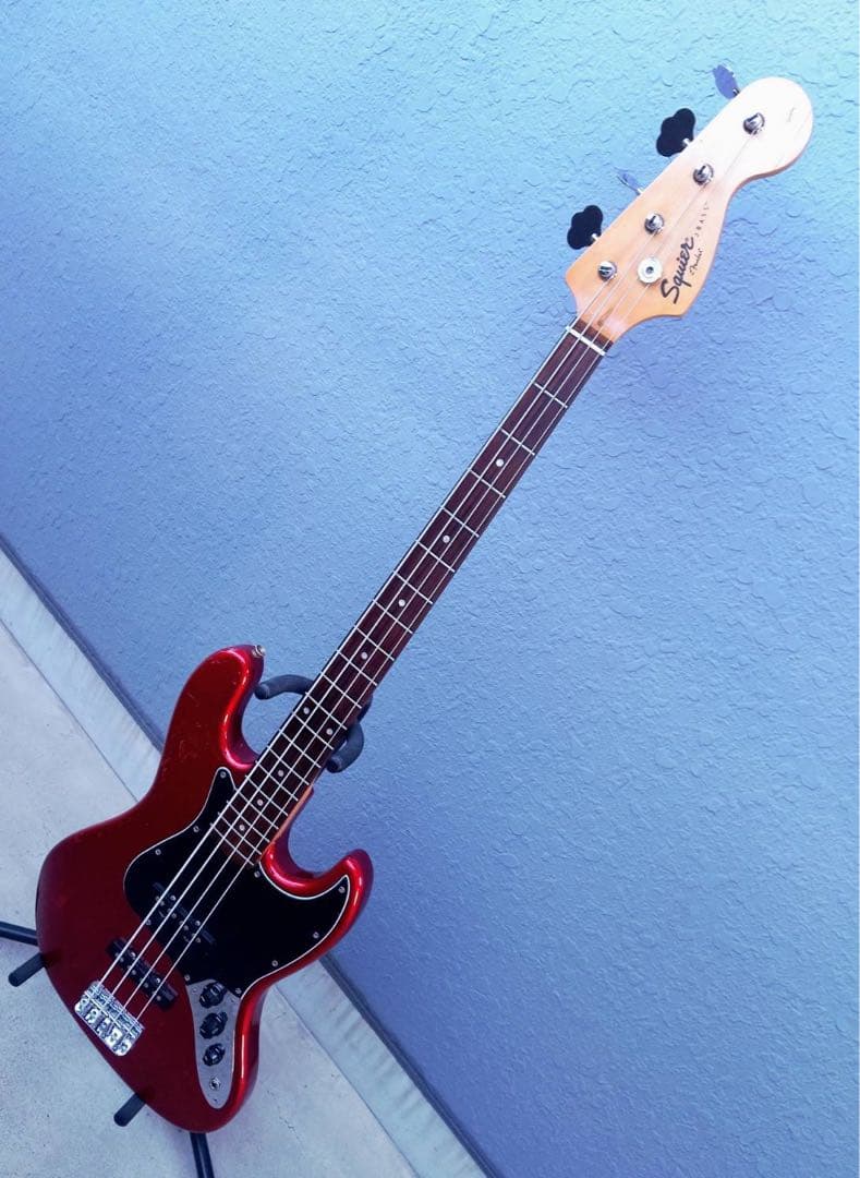 ベース Squier by Fender JAZZ BASS