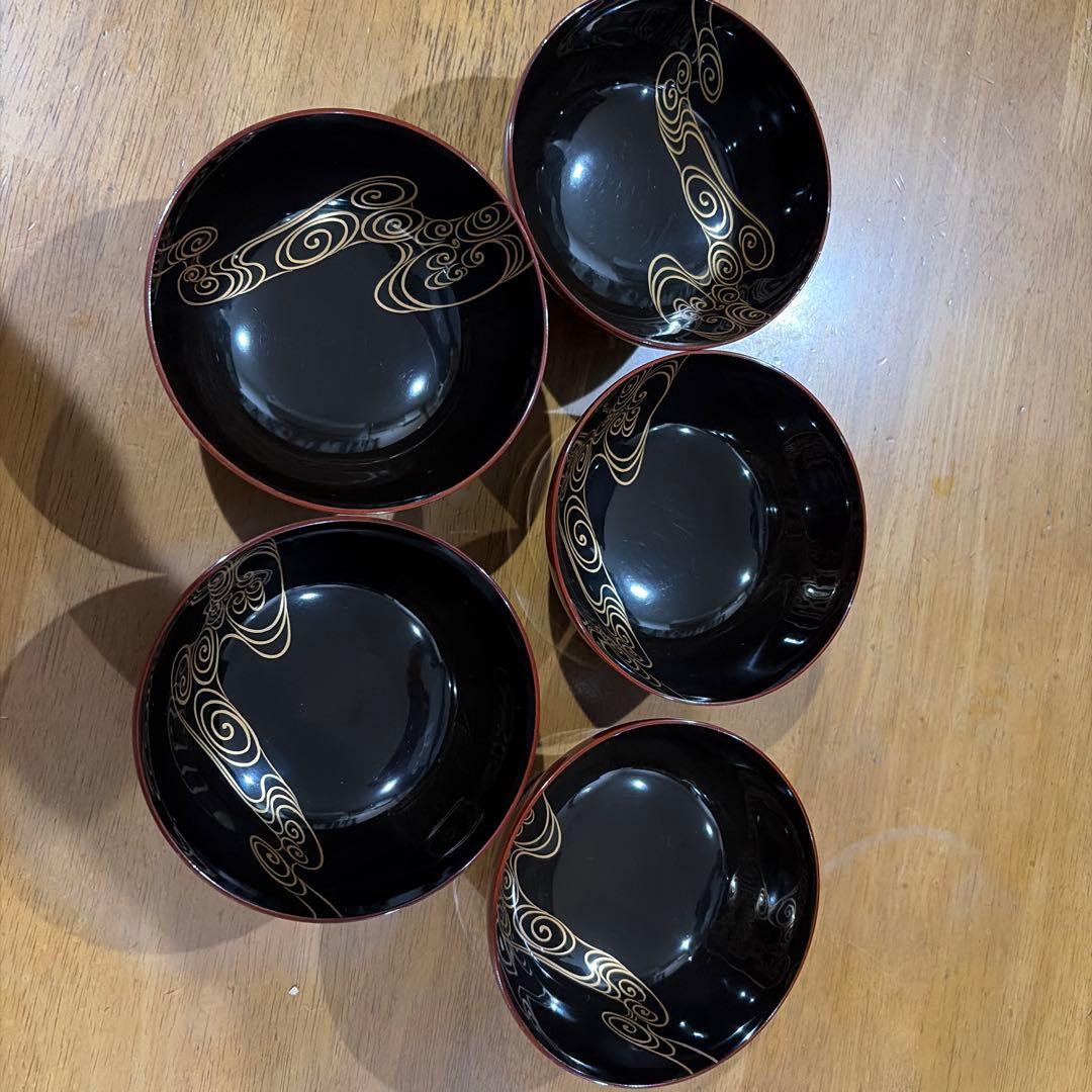 輪島塗り椀　金蒔絵