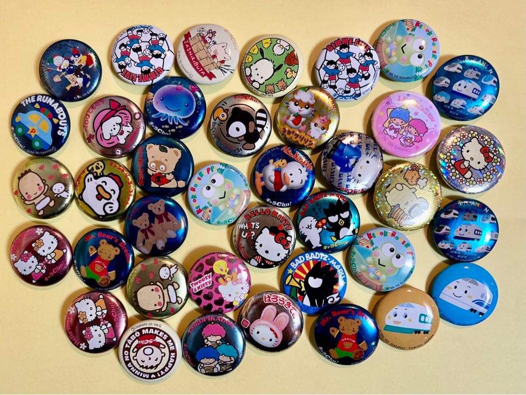 サンリオ　キャラクター大量セット　缶バッジ　【レトロ】　レア