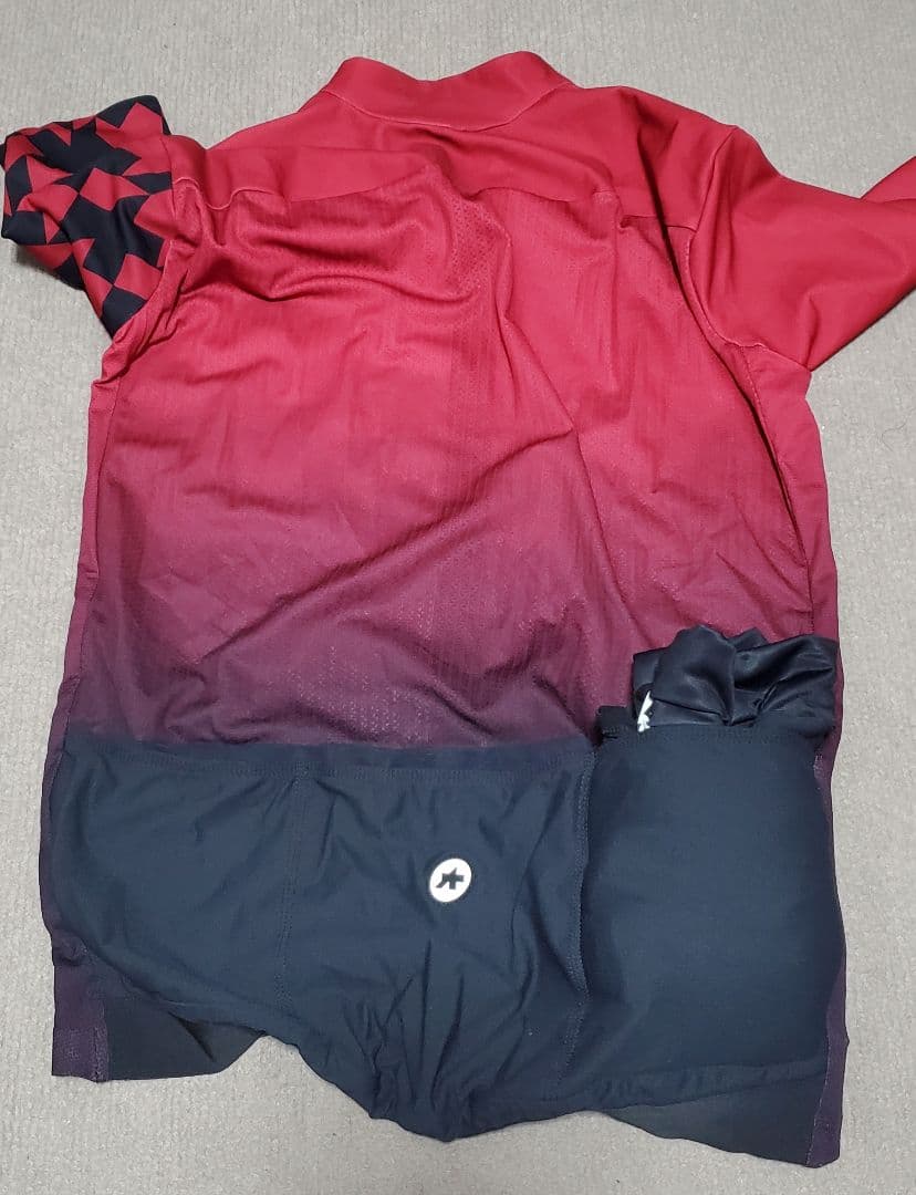 ASSOS スプリングフォールベスト