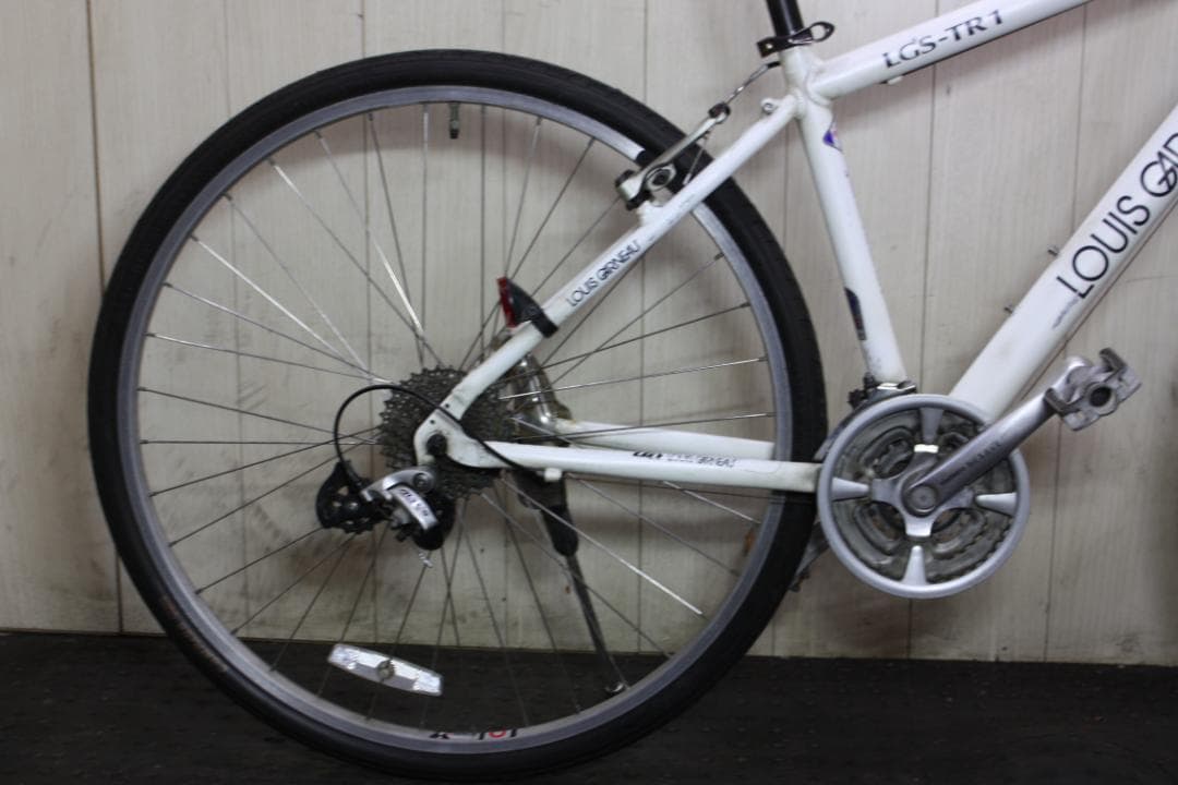 ルイガノ LGS-TR1 700C アルミ シマノ24速 420mm 白クロス