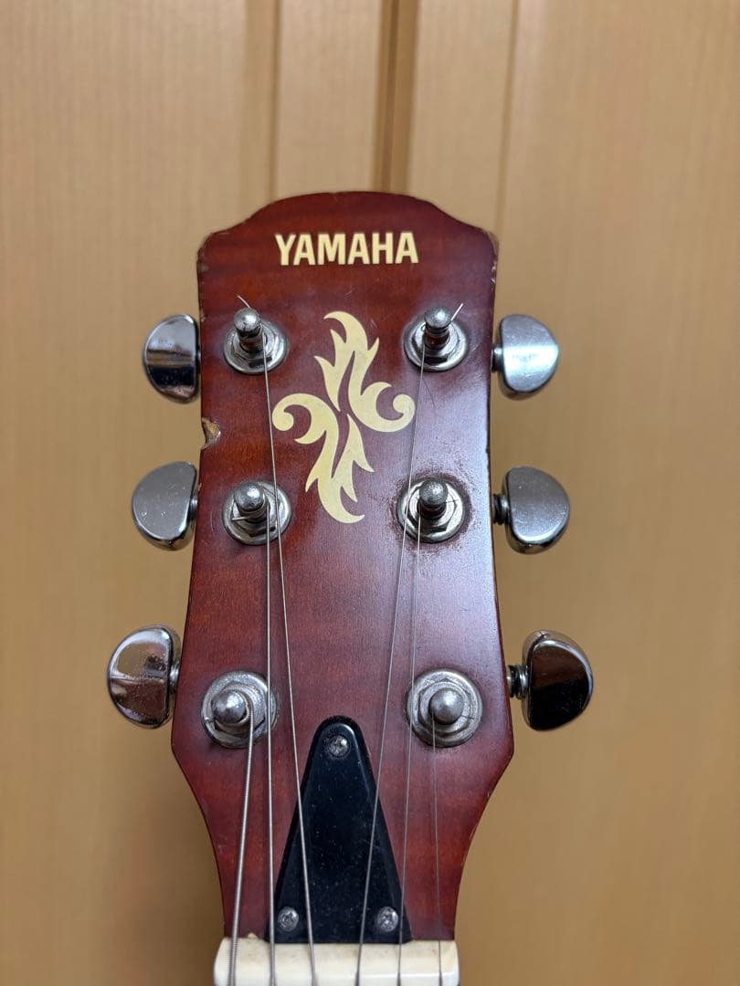 Yamaha APX-4A-SPLエレクトリックアコースティックギター ケース付