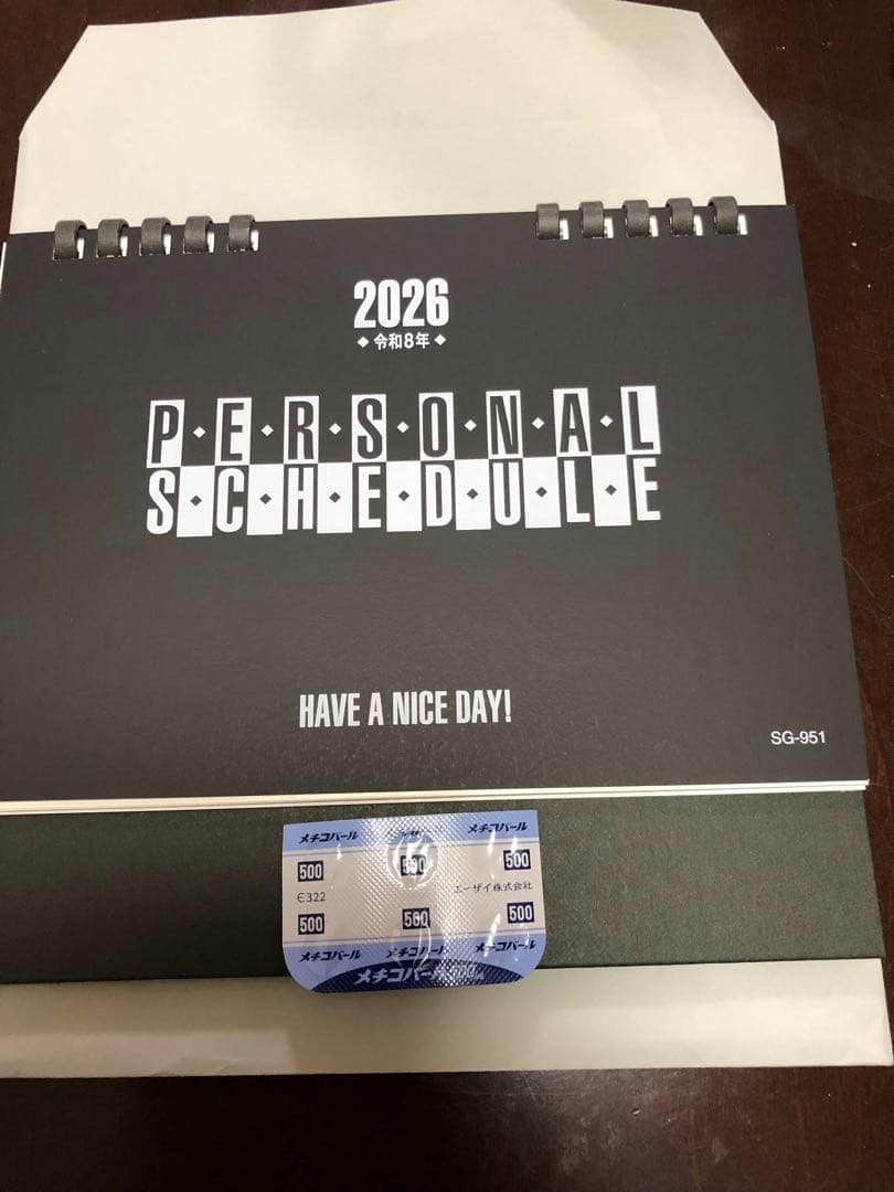 ①2026年卓上カレンダー　モダン　新品・未使用品