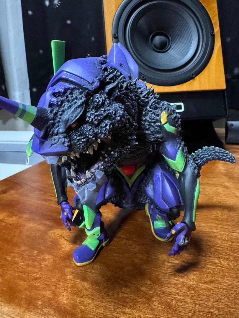 エヴァンゲリオン ゴジラ コラボフィギュア