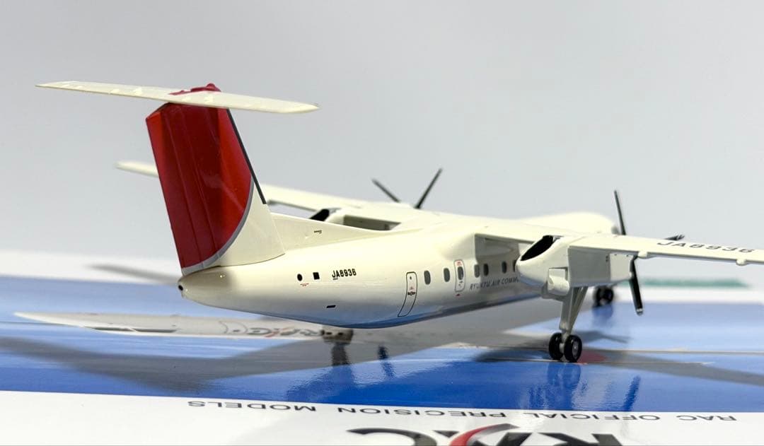 JTA商事 1/200 DHC-8-300 RAC琉球エアーコミューター
