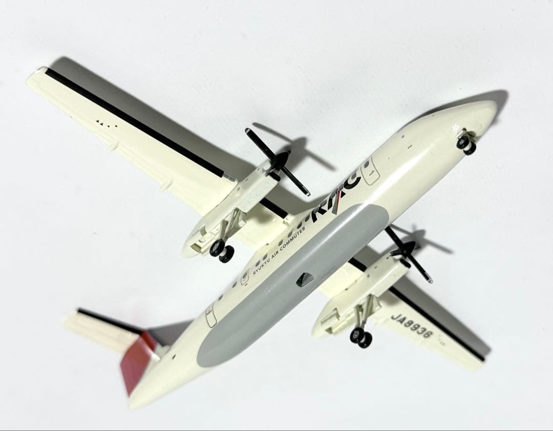 JTA商事 1/200 DHC-8-300 RAC琉球エアーコミューター