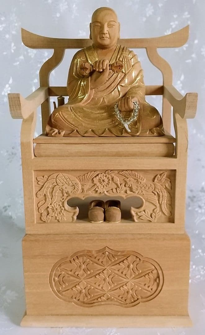 弘法大師坐像 空海 お大師さま 2.5寸#027 ◆白檀 木彫 仏像