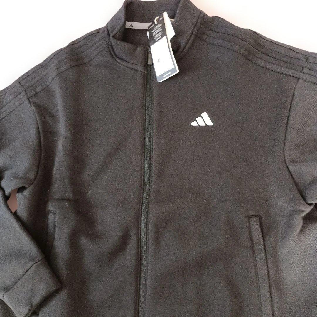 新品　アディダス　セットアップ