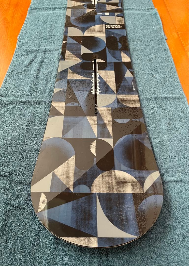 BURTON バートン CLASH クラッシュ スノーボード 板 フリーラン