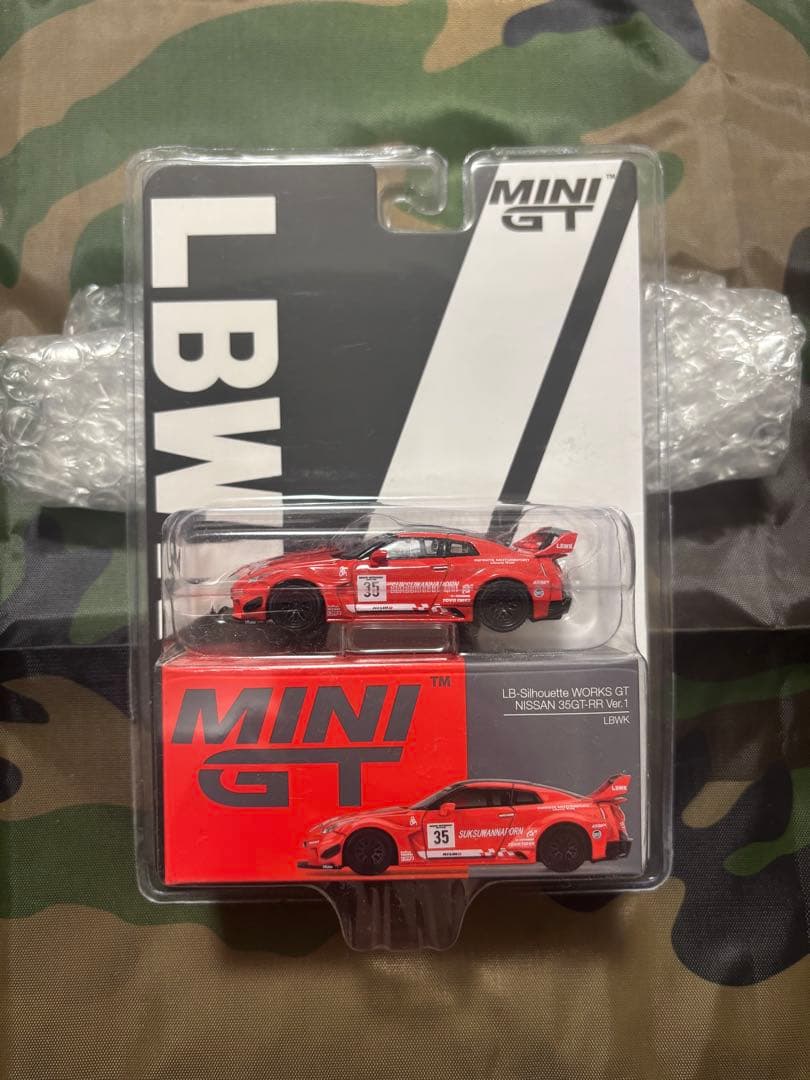 MiNiGT LBシルエットワークス 35GT-RR ver.1 LBWK