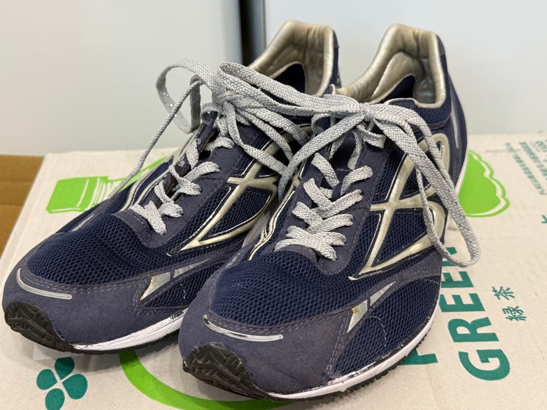 BeMoLoRunningVeLo ビモロ ランニング ベロ フェザー 27.5