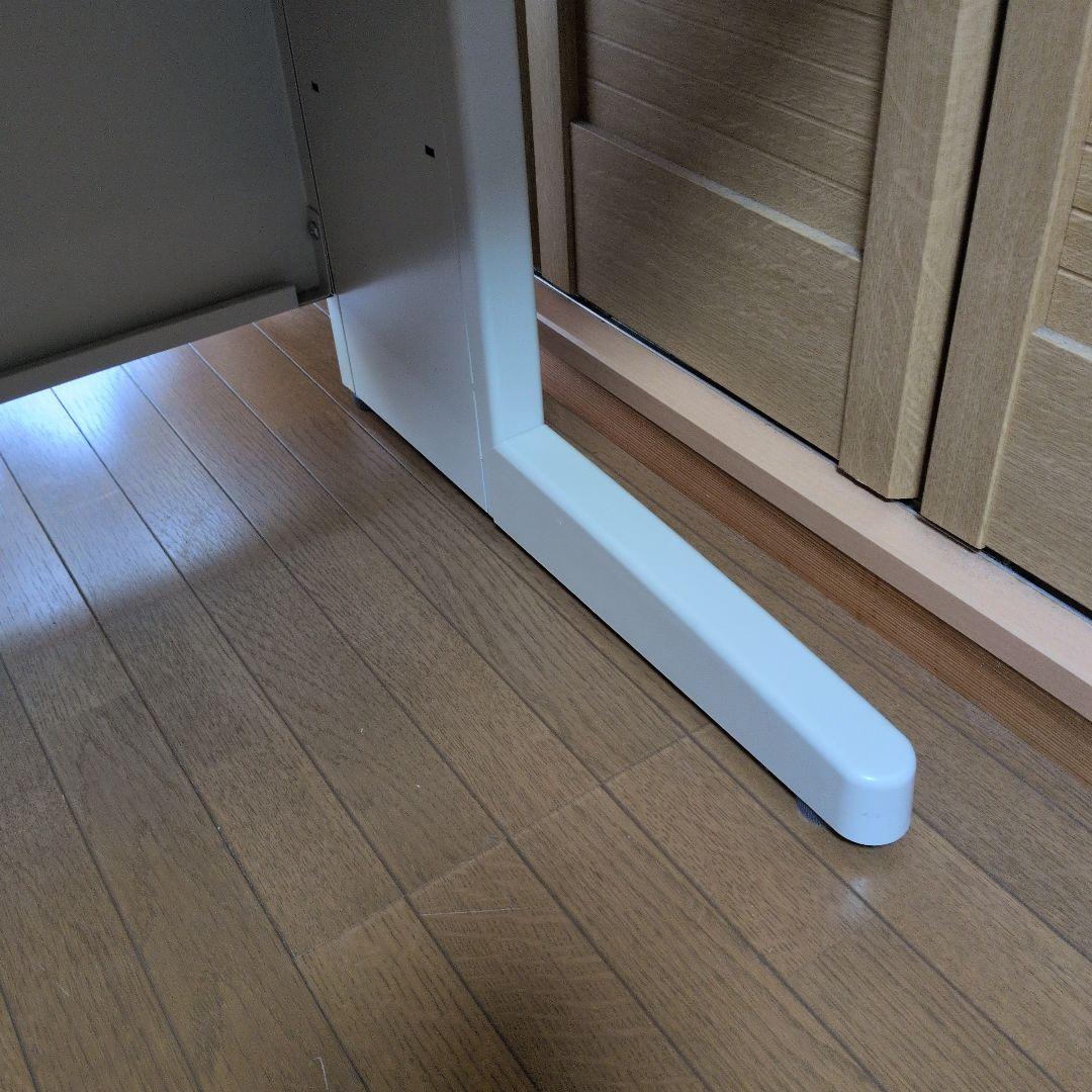 オフィスデスク 平机 コクヨ ホワイト　送料込み（メルカリ便）