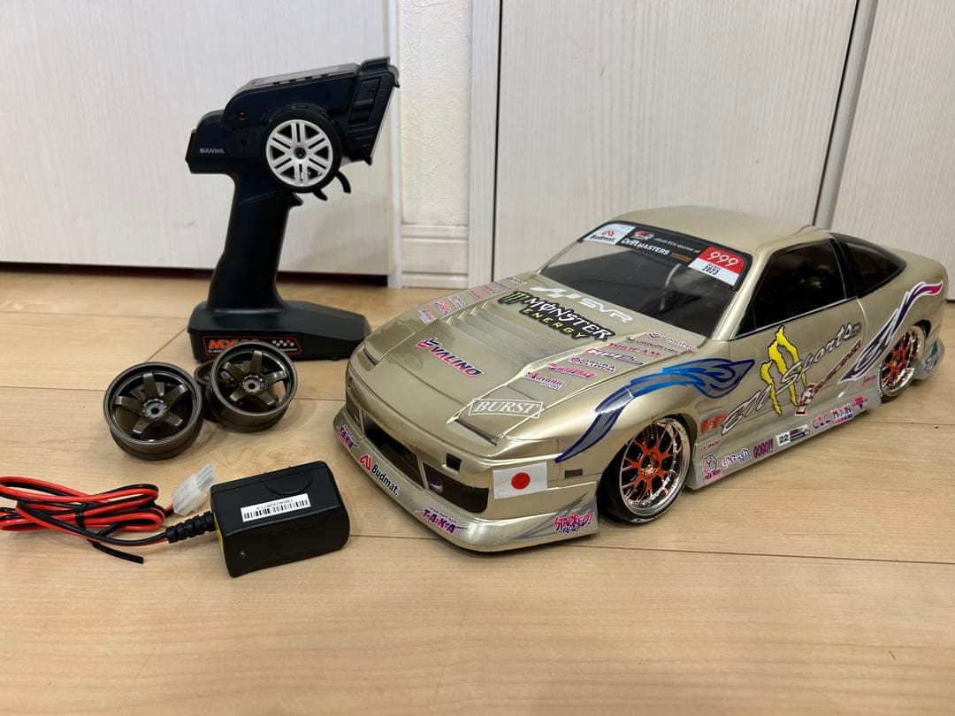 スーパーラガーマン 　2駆ドリSAKURA D5MRフルセット