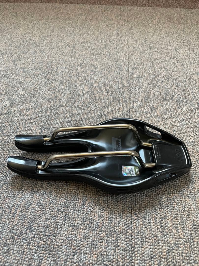 ISM PN3.0 サドル ブラック 30