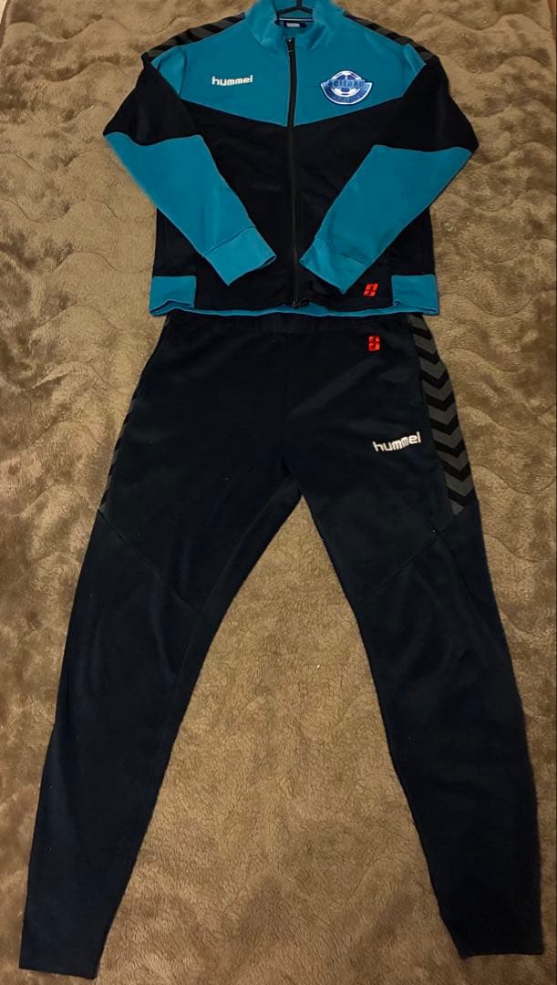 成徳深谷サッカー部 hummel ジャージセット 青・黒