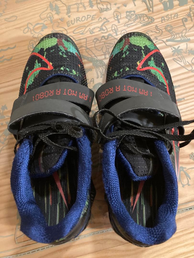 NIKE ロマレオス　リフティングシューズ