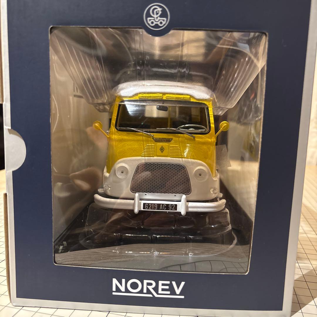 NOREV 1972 Renault Estafetts サービスカー　1:18
