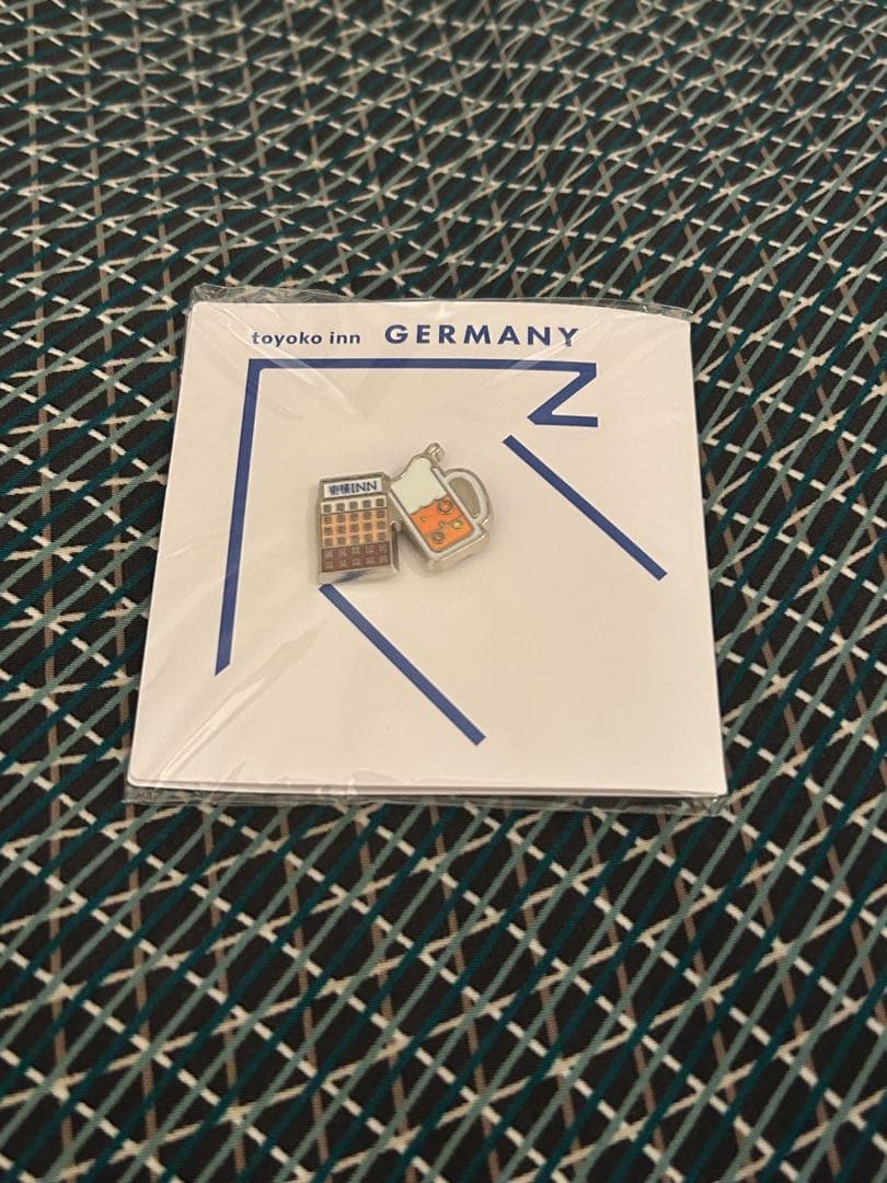 g*d様 東横イン ピンバッチ ドイツ