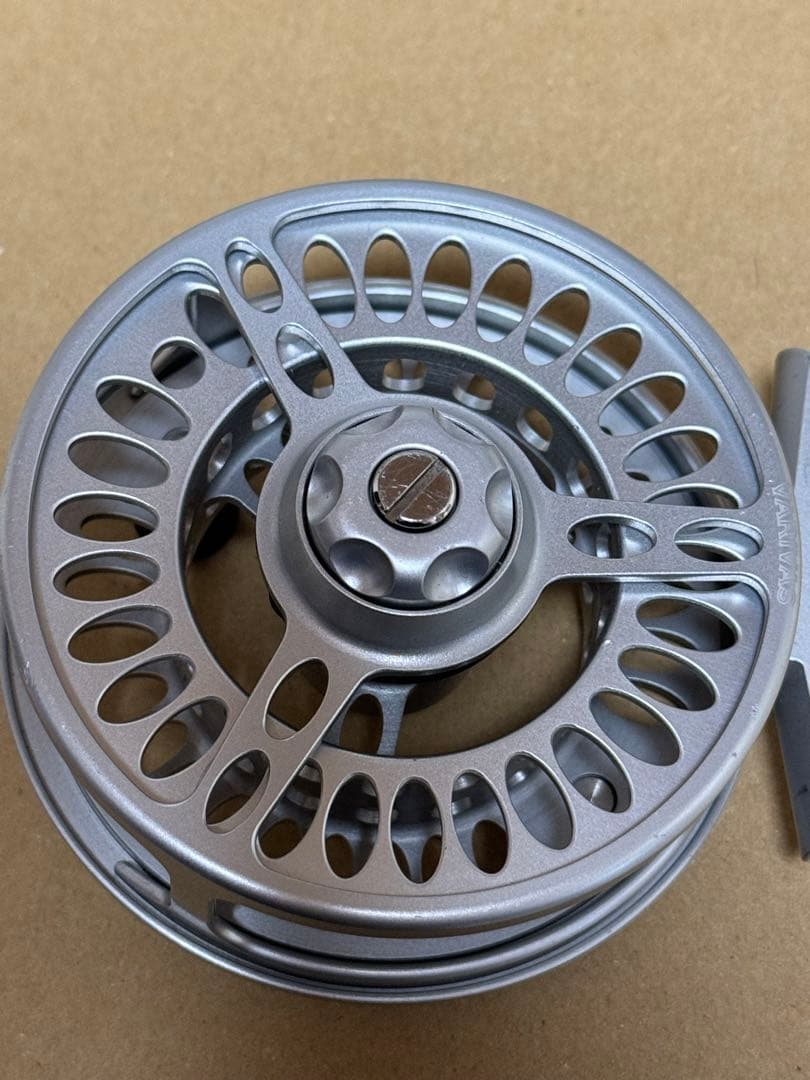 バリバス フライリール V06142