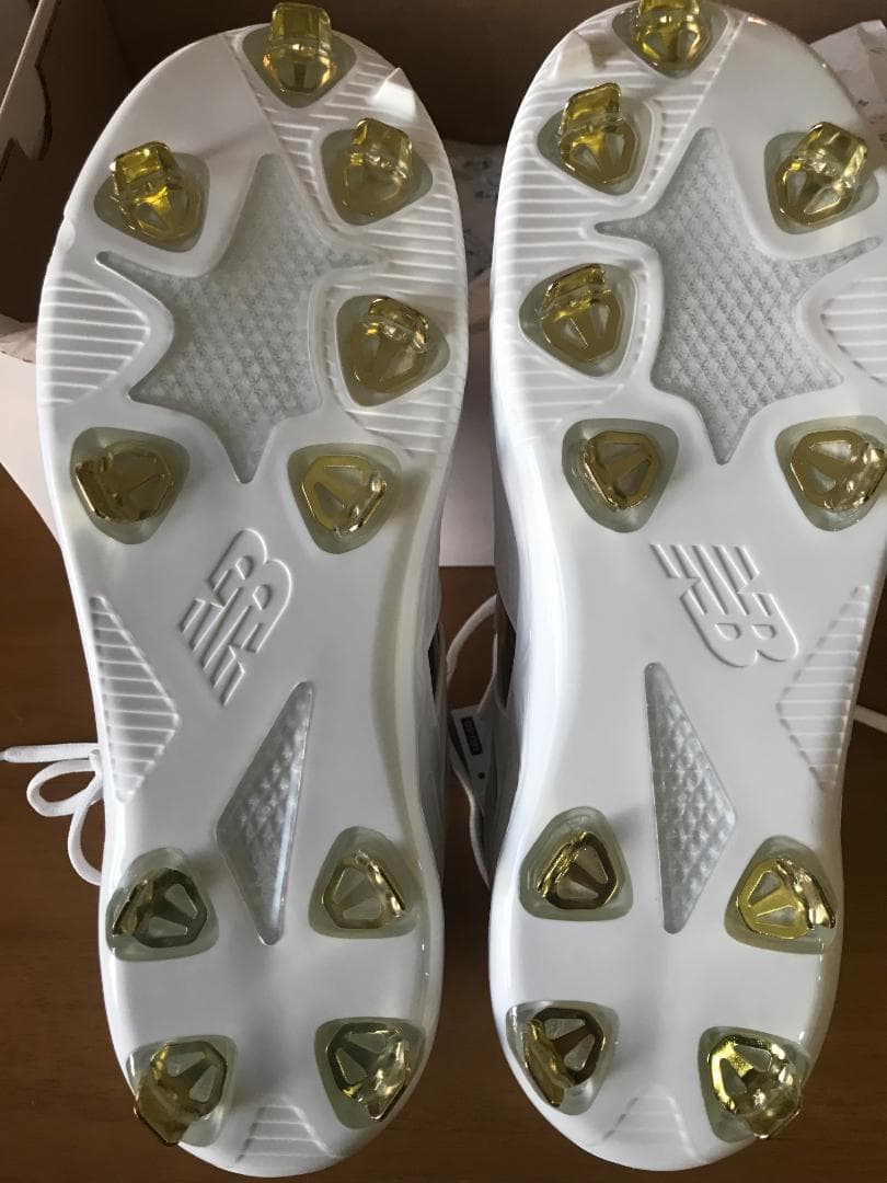 Ohtani v1 l WT1 ニューバランス　スパイク　品切れ品