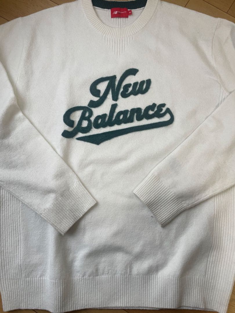 New Balance ホワイト セーター