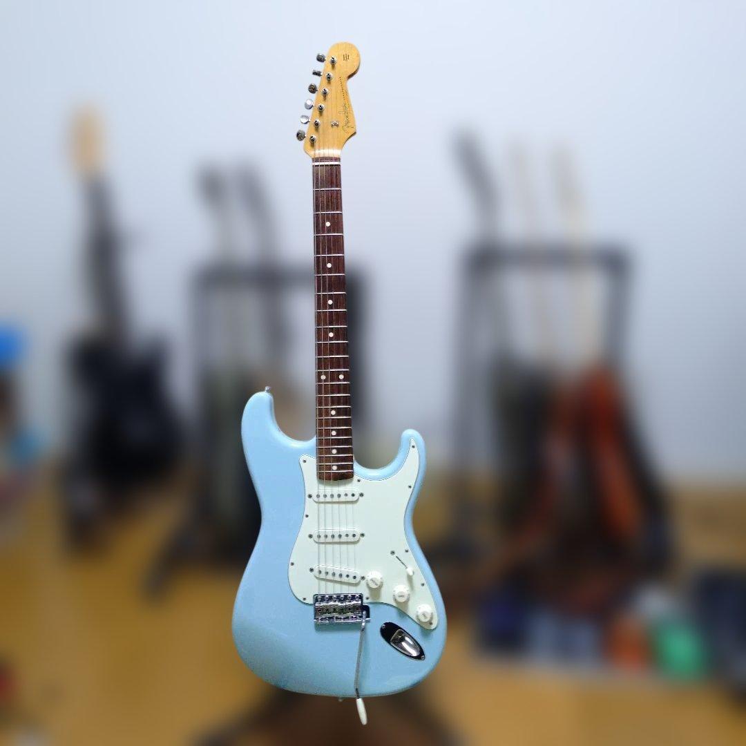 よ*ぞ様 Fender Japan Stratocaster ライトブルー【超美