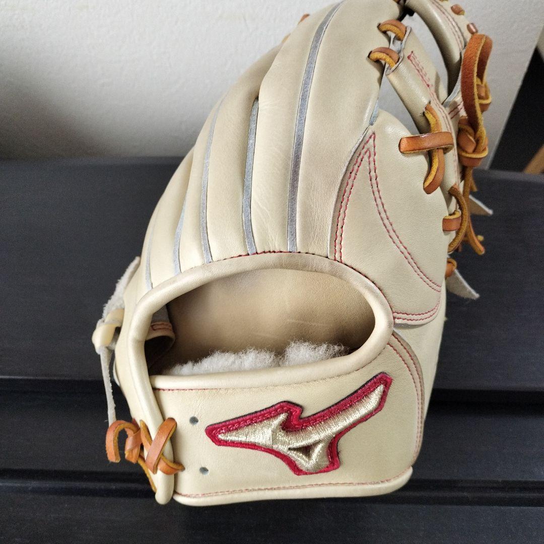 【美品】硬式野球グローブ ミズノ グローバルエリートJAPAN 定価62700円