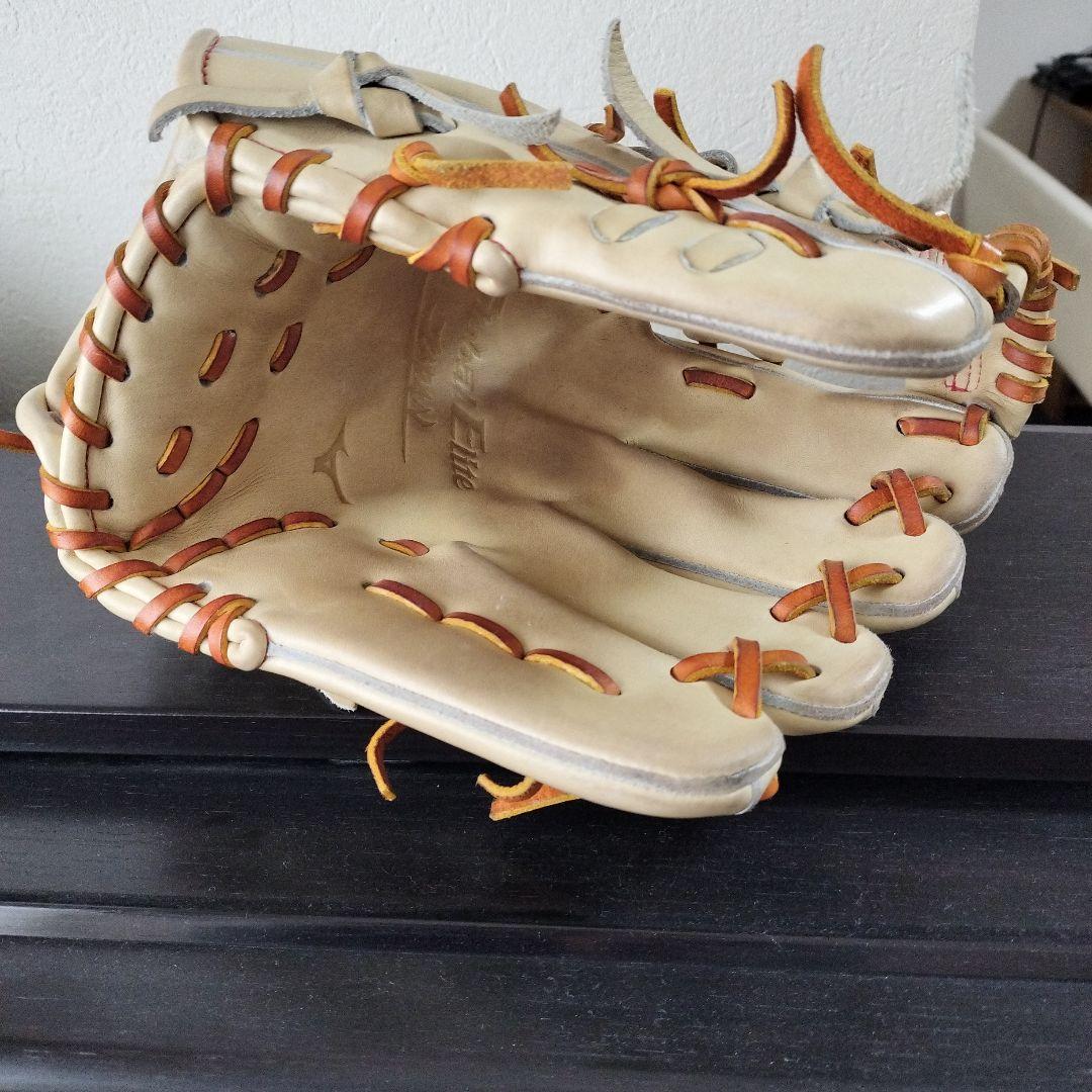 【美品】硬式野球グローブ ミズノ グローバルエリートJAPAN 定価62700円