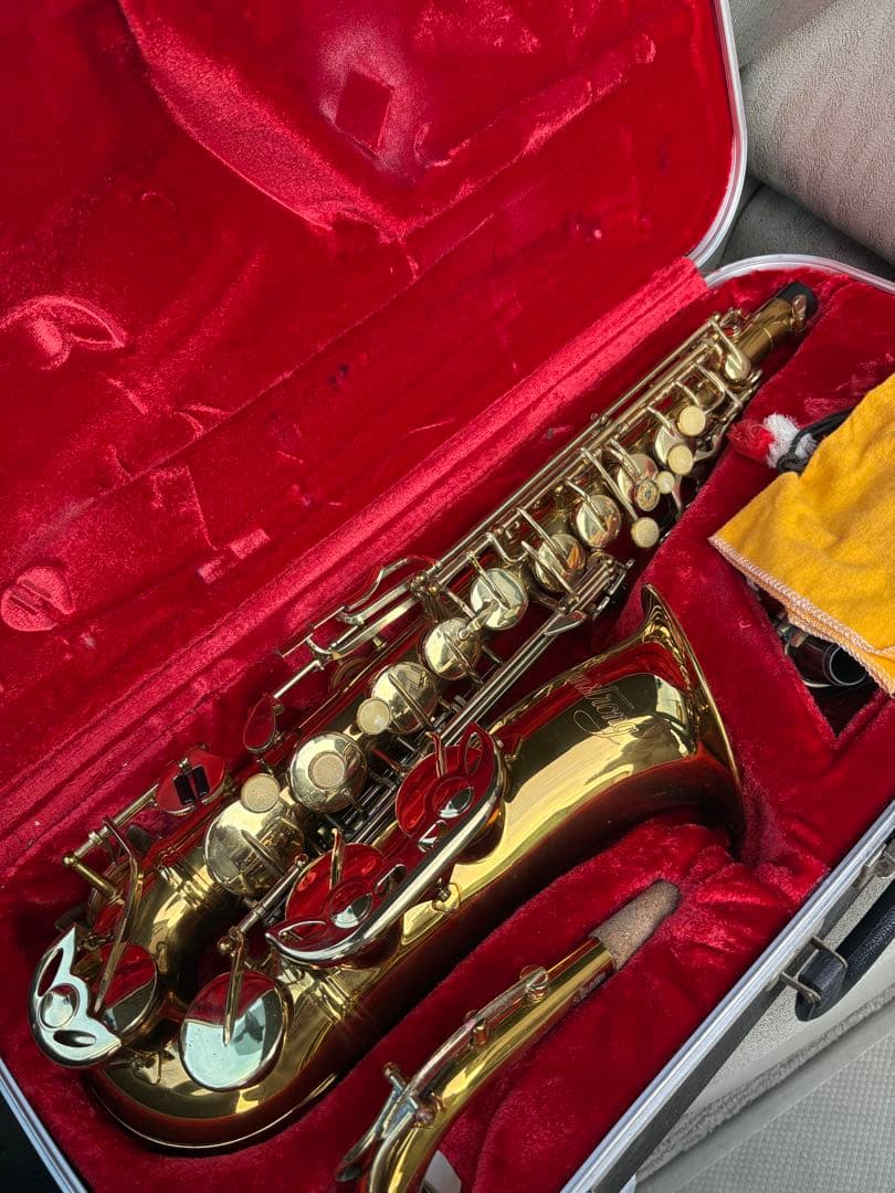 アームストロングN207272 サックス 本体 ゴールド