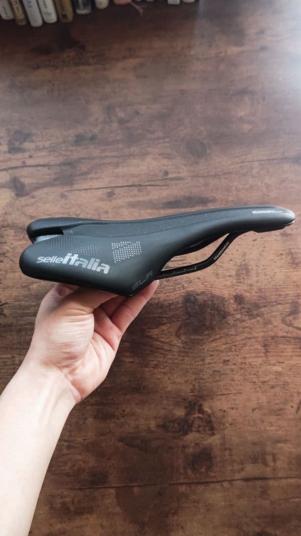 【新品未使用】Selle Italia SLR BOOST サドル