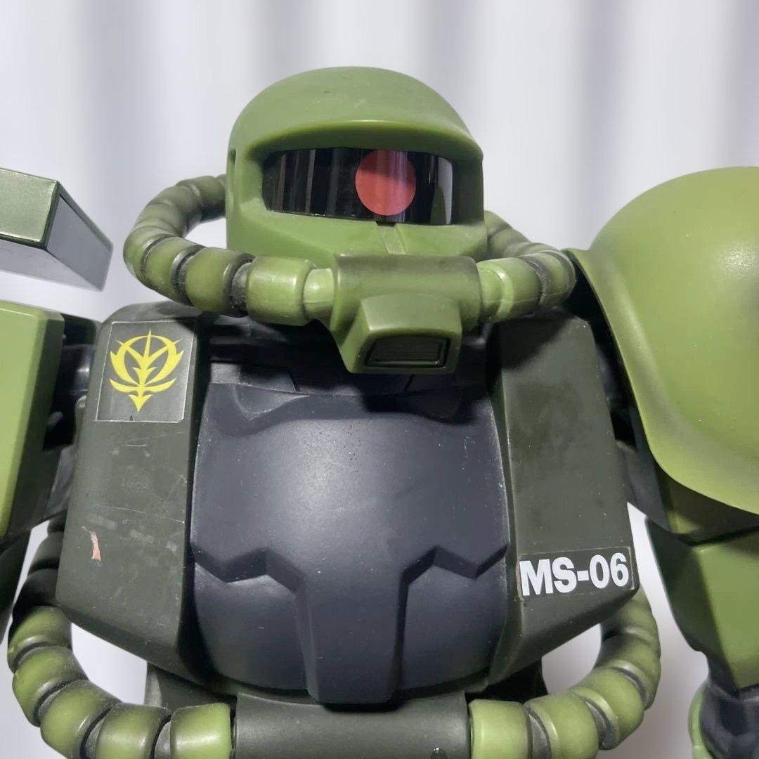 【癒し】ジャンボグレード量産型ザクⅡ初期タイプ　　ジャンク品の出品です。