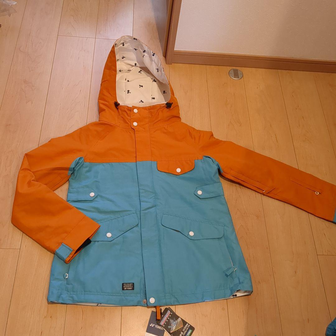 ヨネックス スノーボードウェア Sサイズ 新品未使用レディースジャケット