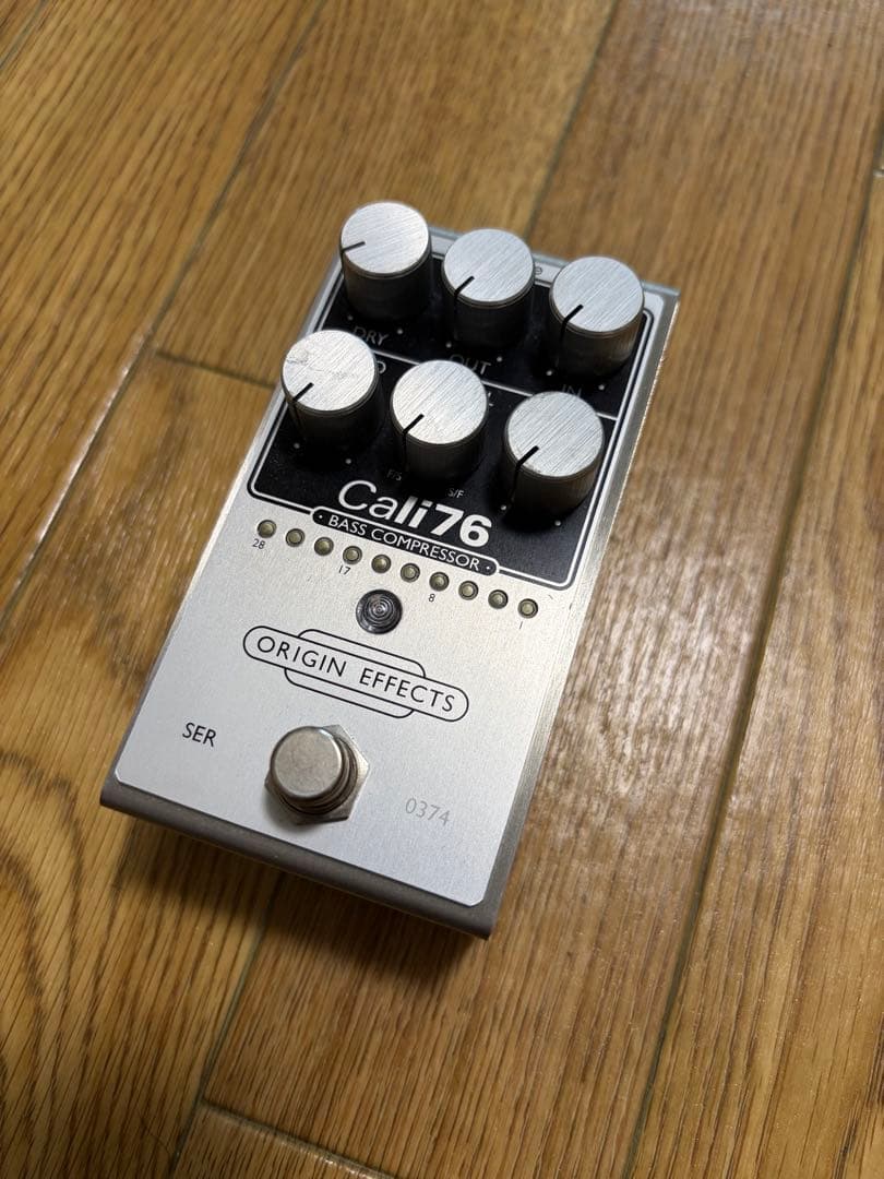 ベース Origin Effects Cali76