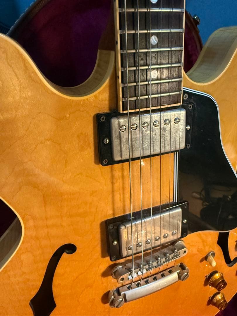 Gibson ES-335 Natural figured top 1／25まで